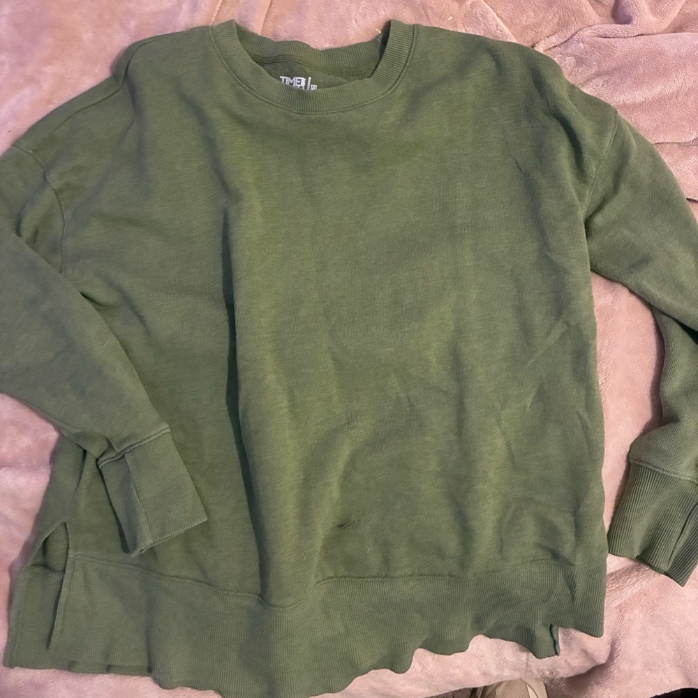 💰5/$10 Time and Tru Olive Green Pullover Sweatshirt